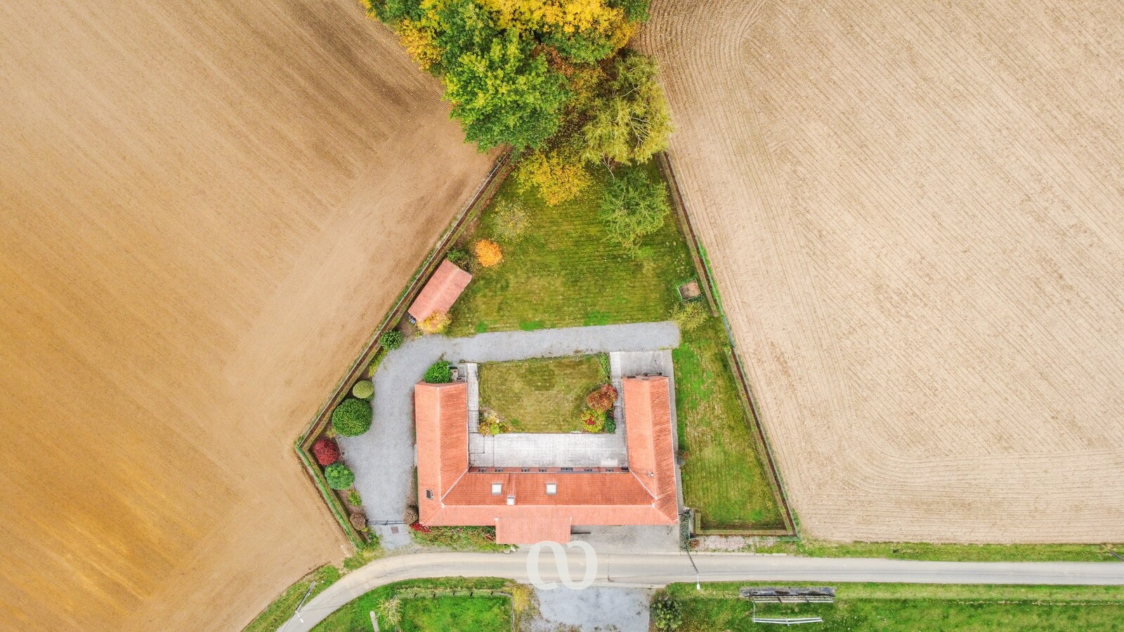 Subliem gelegen gerenoveerde hoeve 