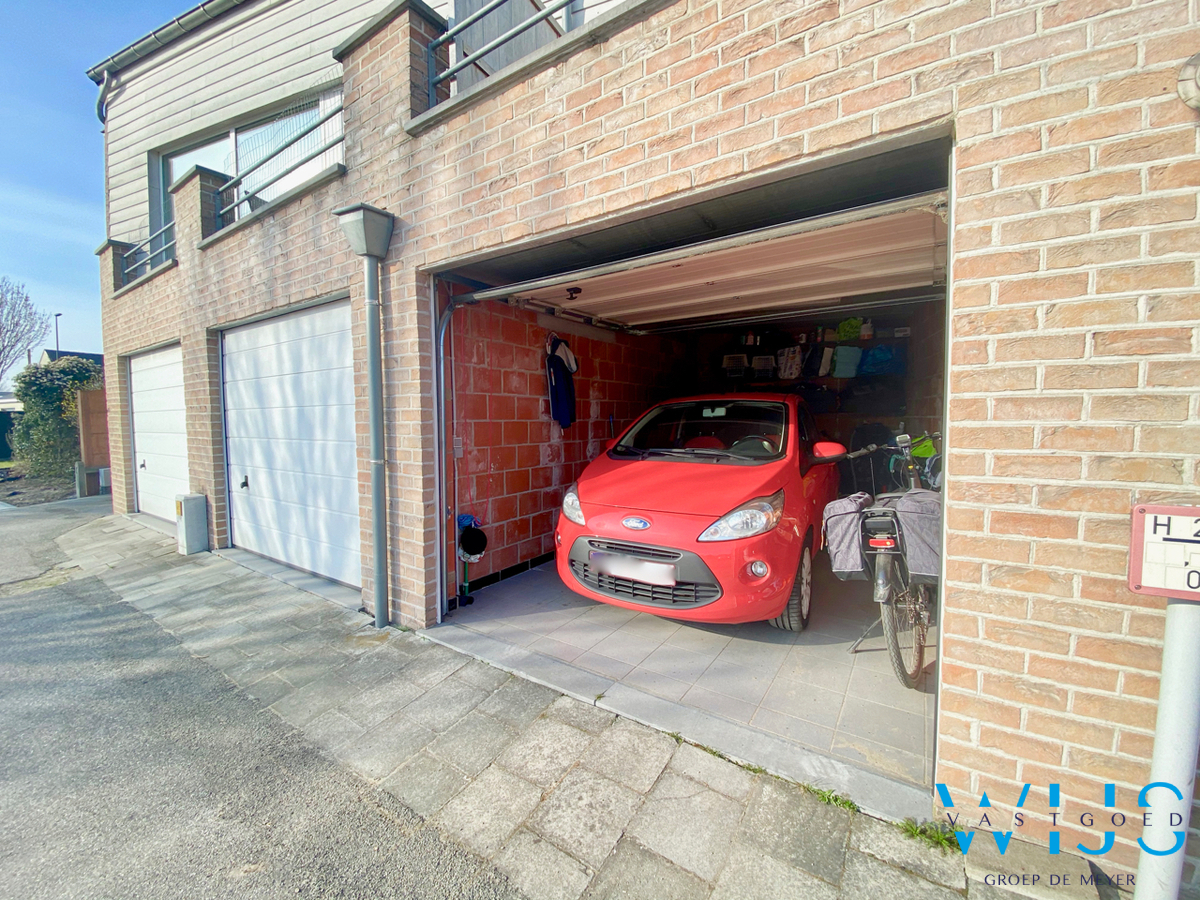 3slaapkamer appartement met leuk dakterras &amp; garage te ERTVELDE / RIEME! 