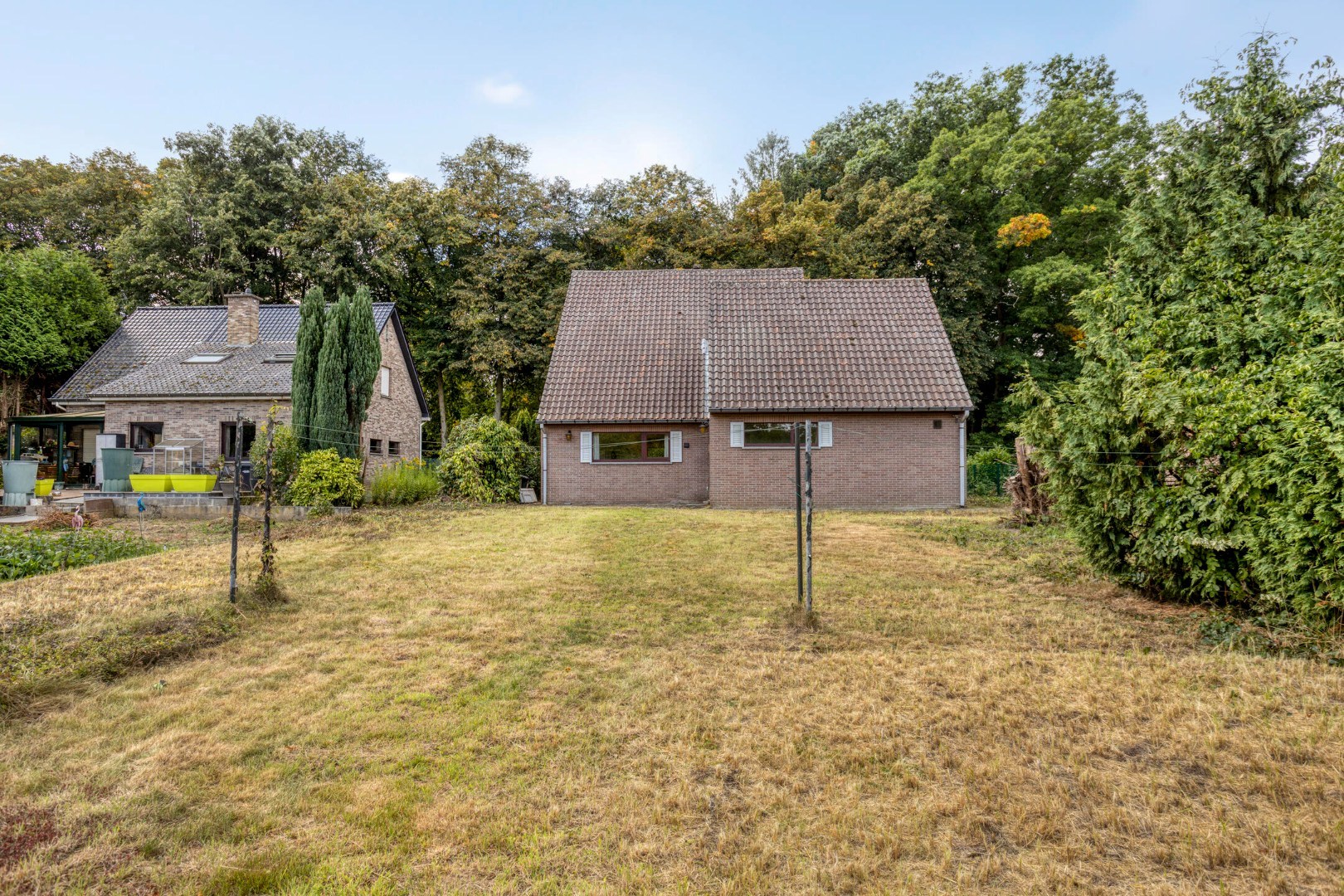 Ruime gezinswoning met grote tuin op perceel van 10a 29ca in Oud-Heverlee – bewoonbare opp. 226 m² 