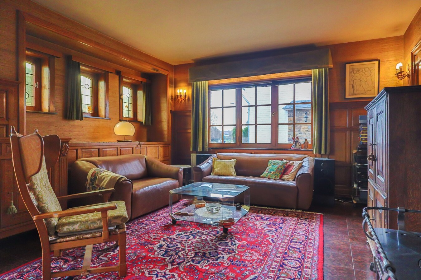 Woning met karakter en uitzicht op de velden nabij centrum Aalst 