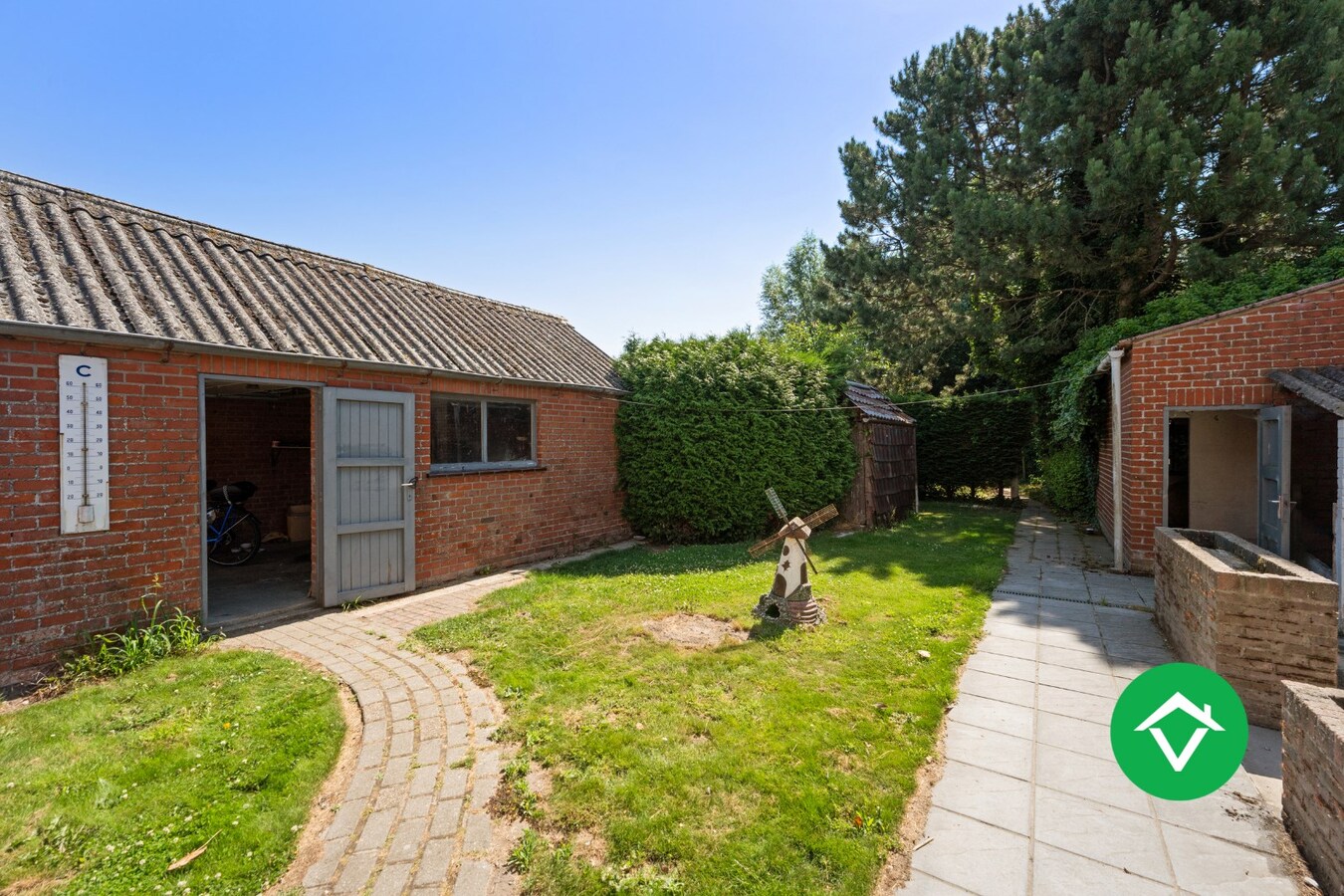 Woning met 3 slaapkamers en garage te Koekelare 