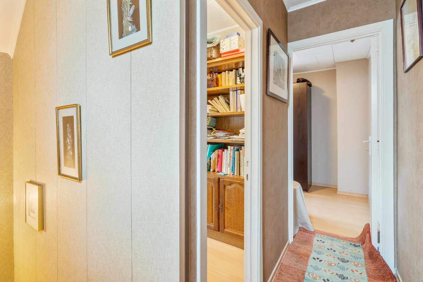 Halfopen bebouwing met terras in Christus - Koning (Stubbekwartier) 