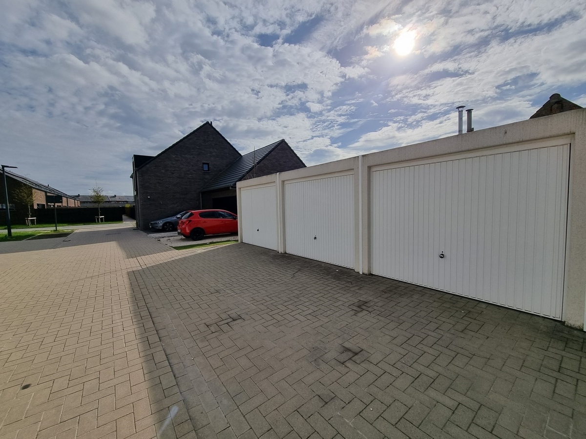 Recente woning in een mooie, rustie verkaveling - Zwankendamme 