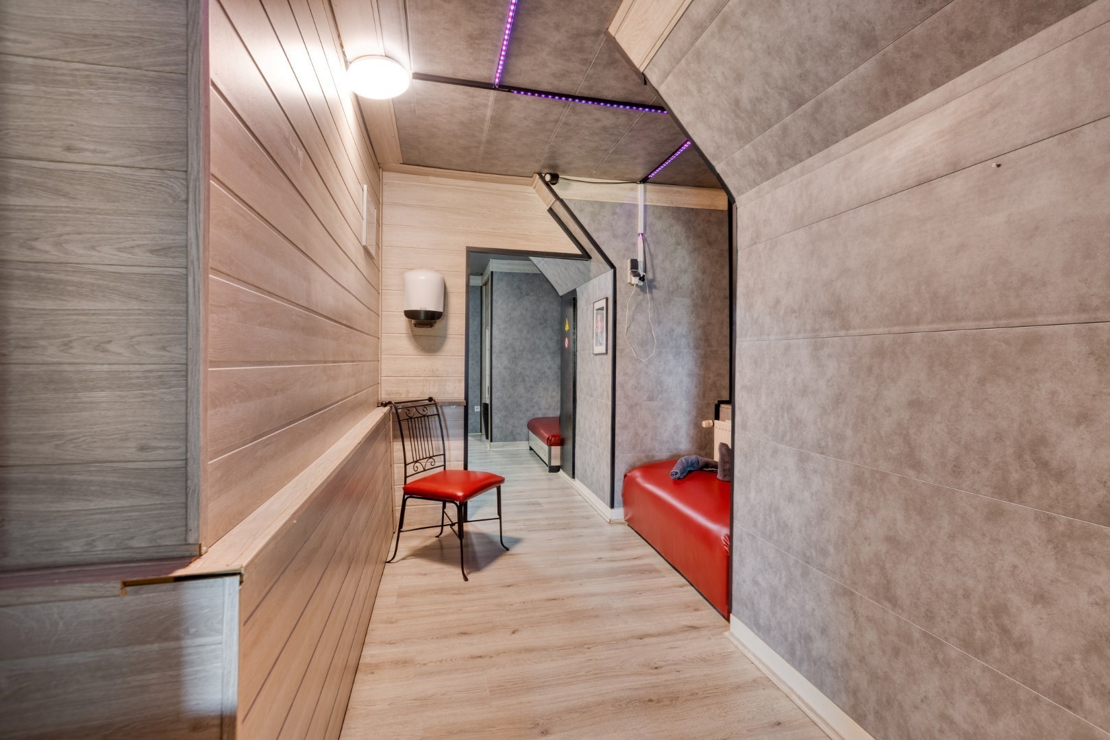 Handelshuis met tal van mogelijkheden in Geel 