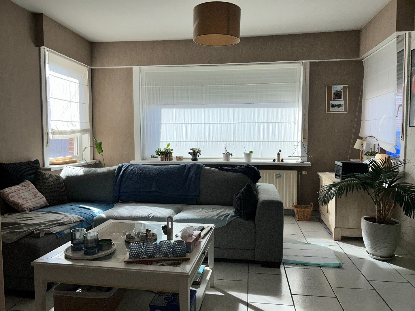 Degelijke en ruime gezinswoning met garage en tuin op 702m² 