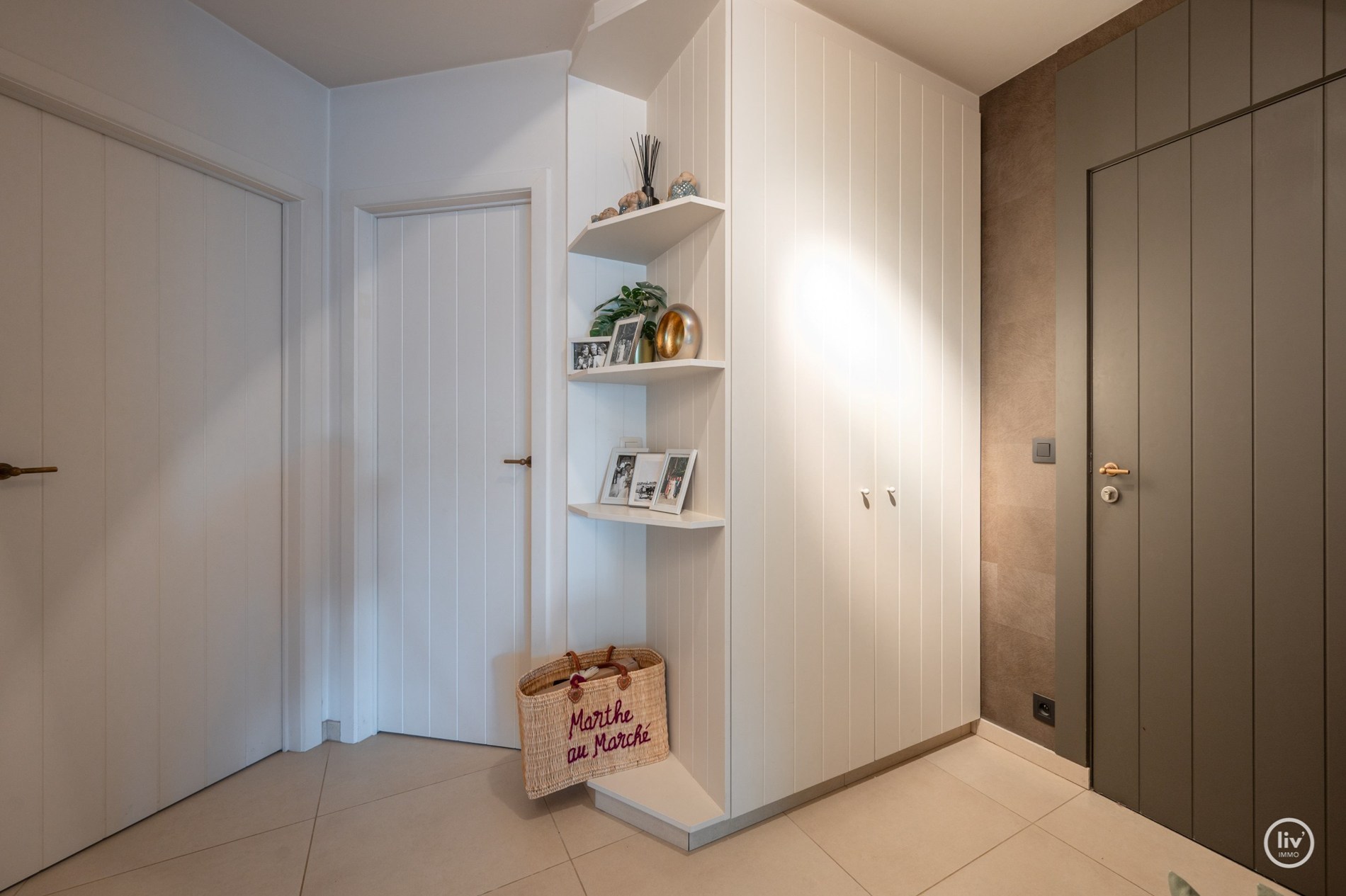 Portes ouvertes le samedi 21/02 - 13h-15h (Knokkestraat 478) : Appartement avec jardin, prêt à emménager et récemment construit (2007) à distance de marche de la digue de Duinbergen et de Duinenwater, 