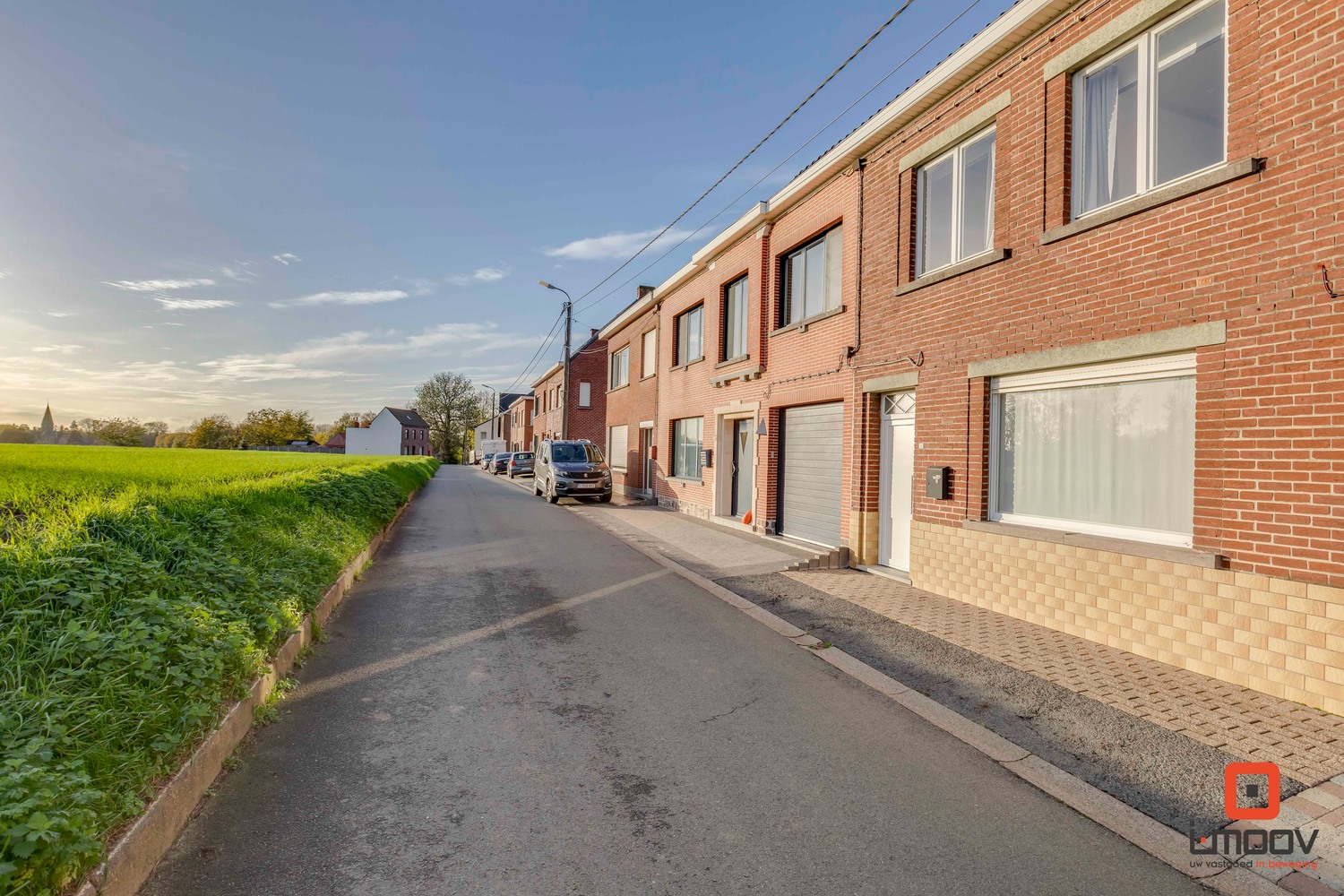 Landelijk gelegen woning met veel potentieel. 