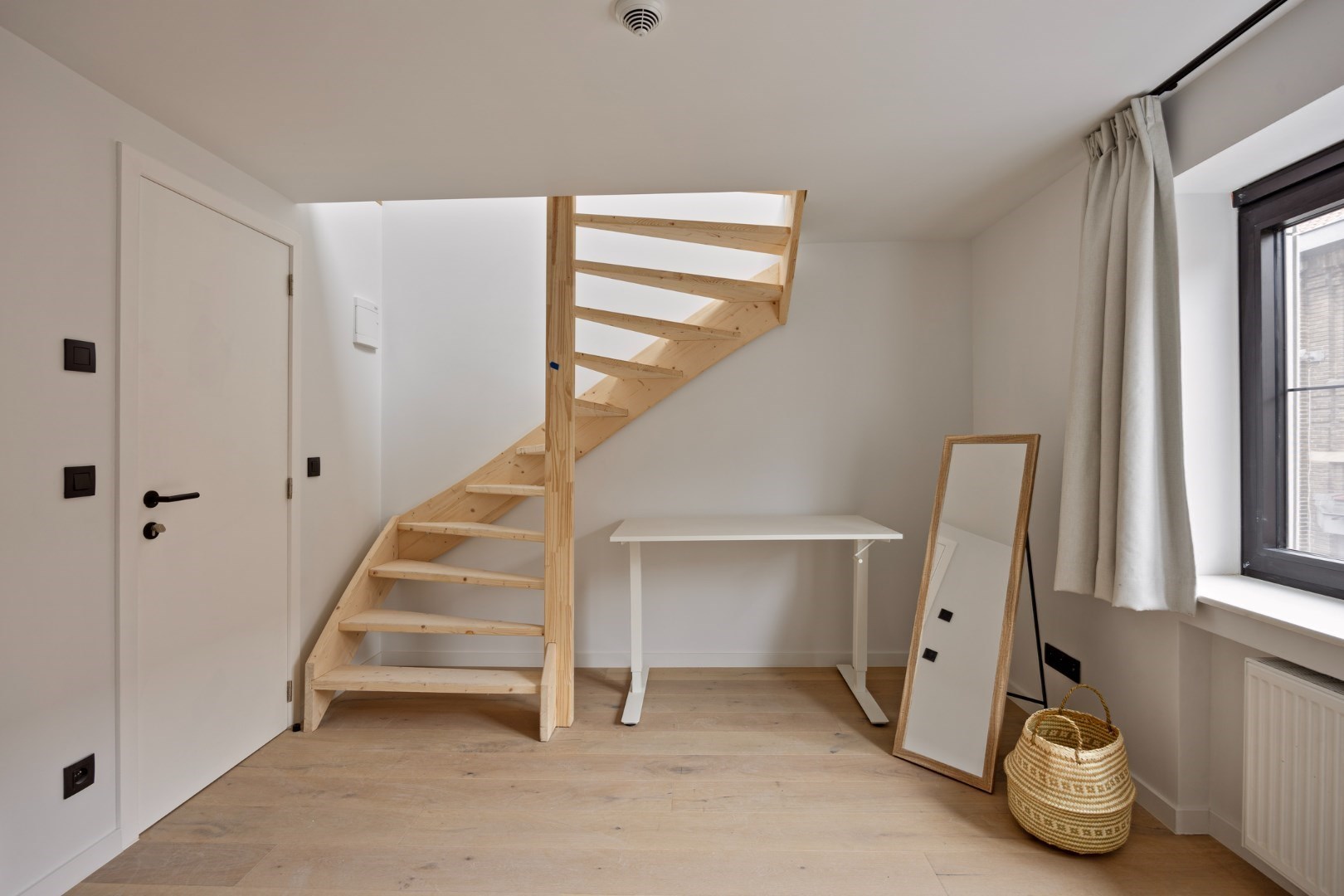 Volledig gerenoveerde en gemeubelde studentenkamers met privé-sanitair. 