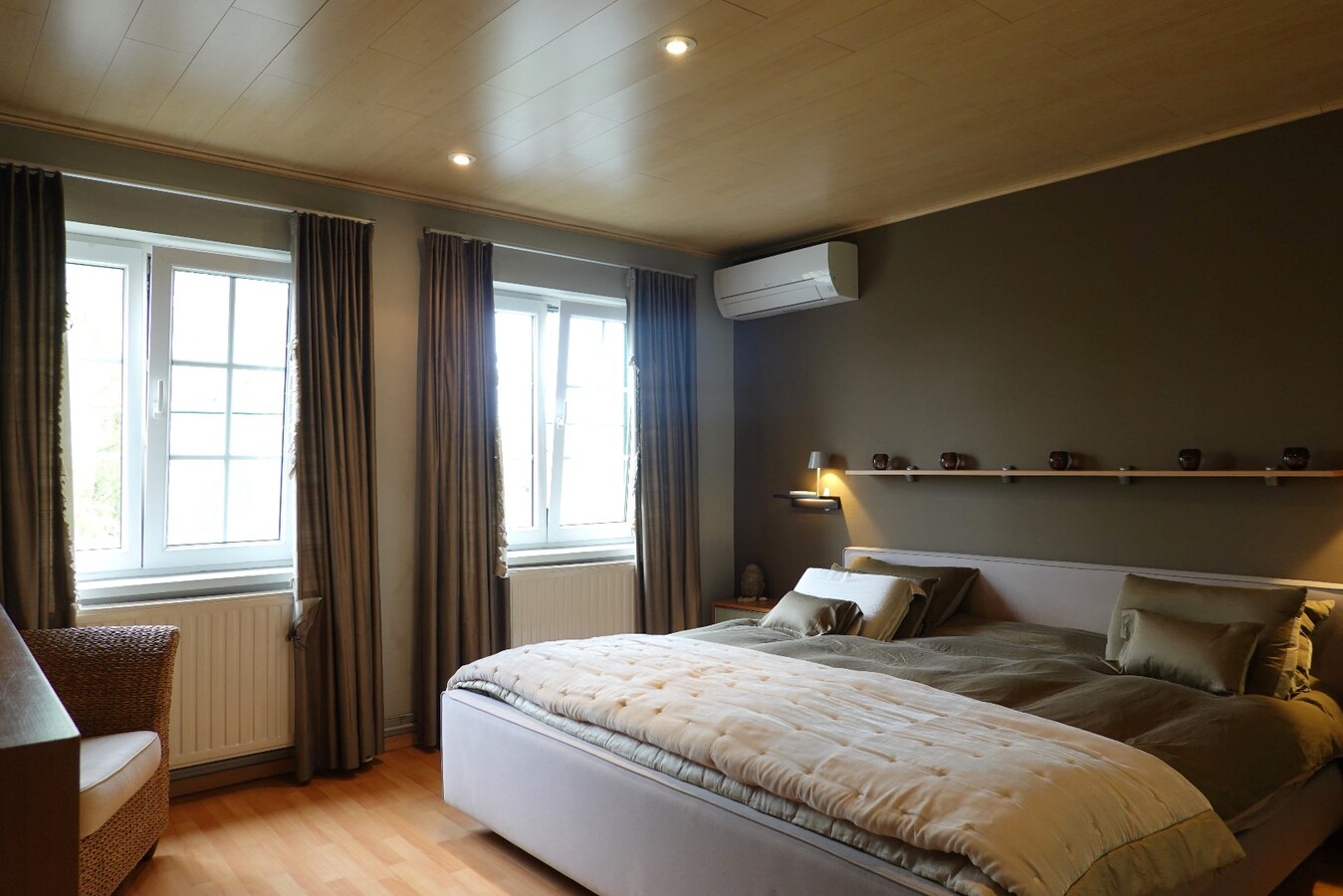 Charmante woning gelegen op een perceel van maar liefst 2.840 m² te Snellegem 