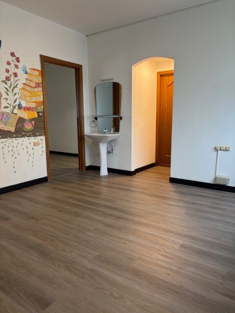 Centraal gelegen voormalige dokterspraktijk 