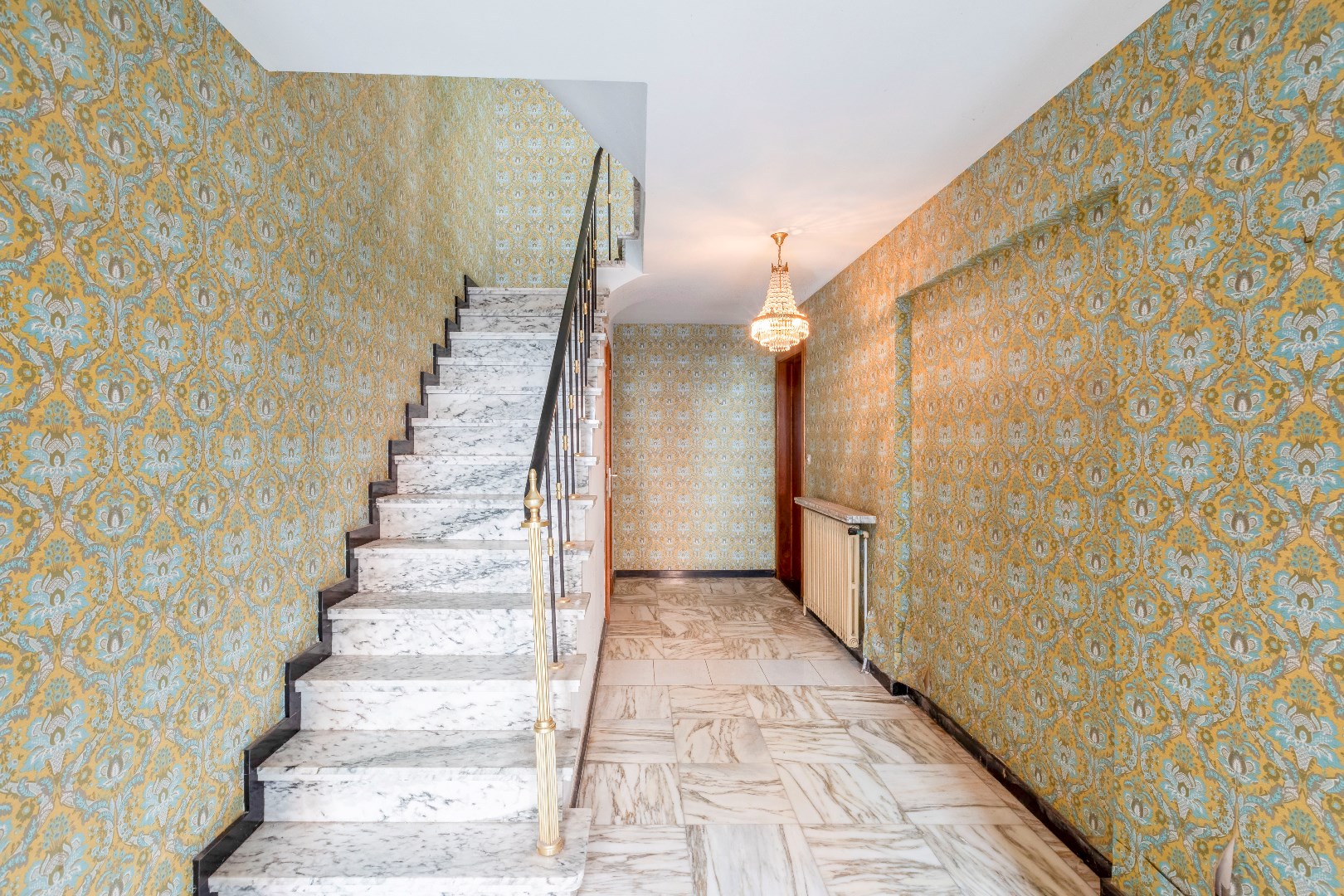 Zeer ruime gezinswoning met tuin en garage nabij Rozenbroekenpark 