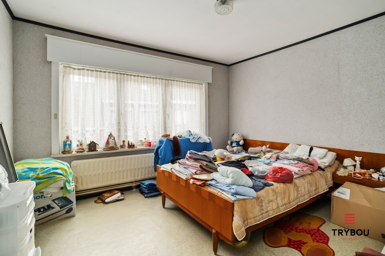 Ruime halfopen woning met 4 slaapkamers en garage 