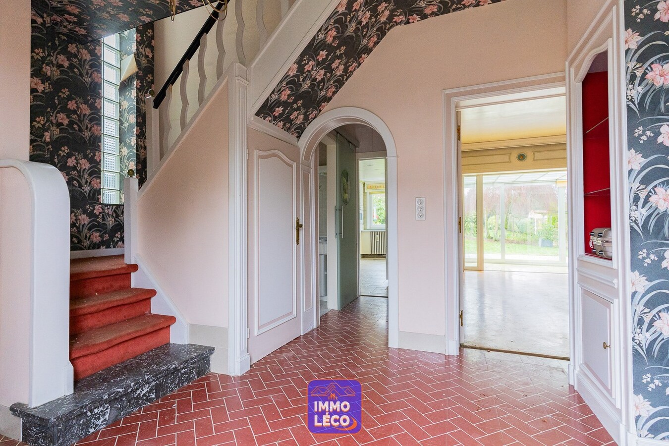 Villa de style érigée sur 1119m², au "Bois-Fichaux"' 