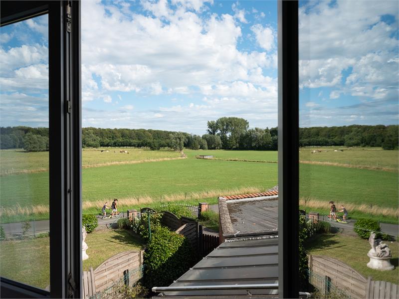 Interessant renovatieproject in groene omgeving 