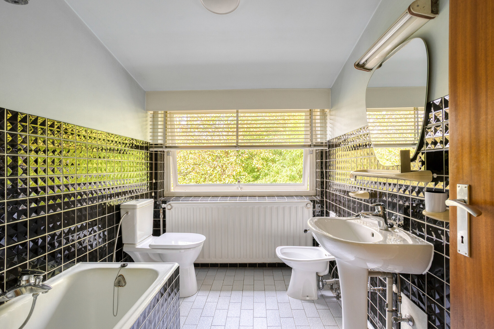 WONING met 3 slaapkamers en garage op 1.465 m² – 1640 SINT-GENESIUS-RODE 