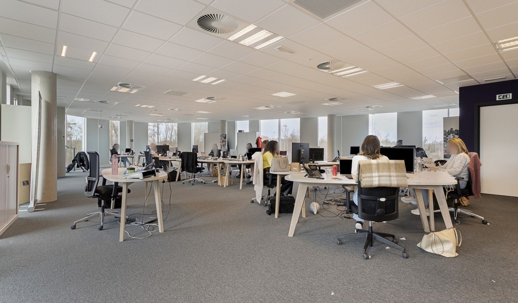 Recent kantoorgebouw te koop op topligging in Gent