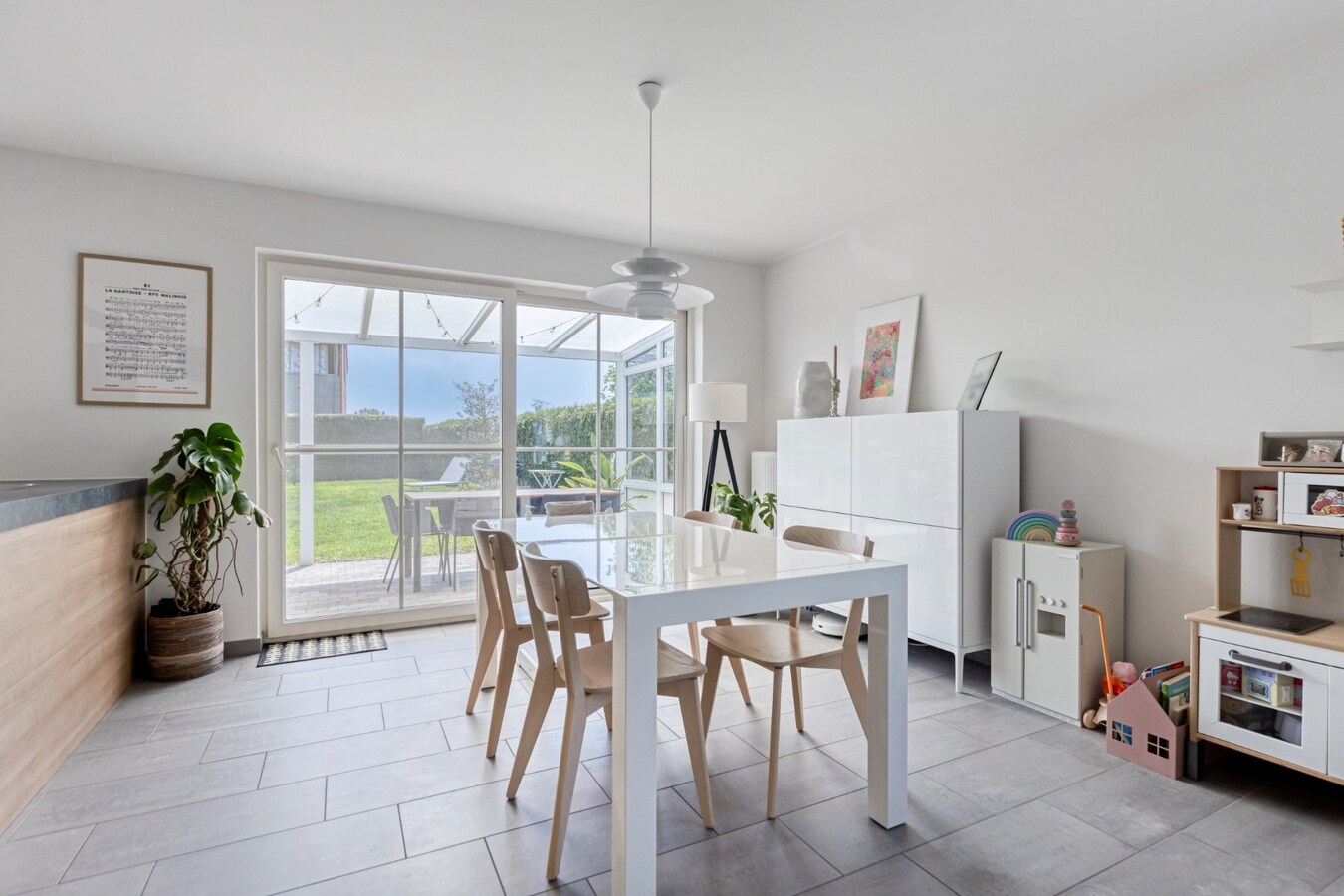 Moderne woning op het einde van een doodlopende straat te Duffel 