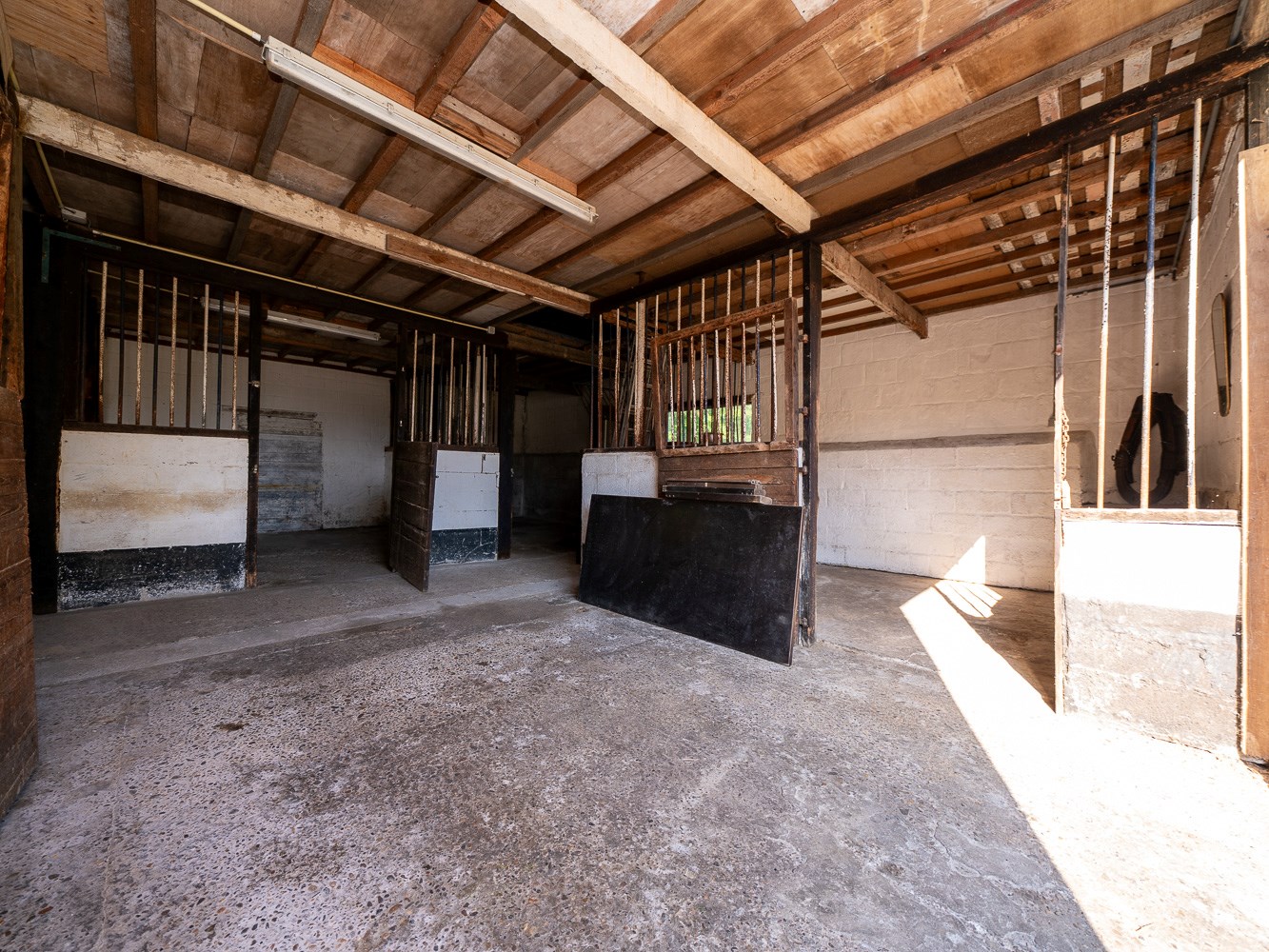 Woning met loods op gegeerde locatie 