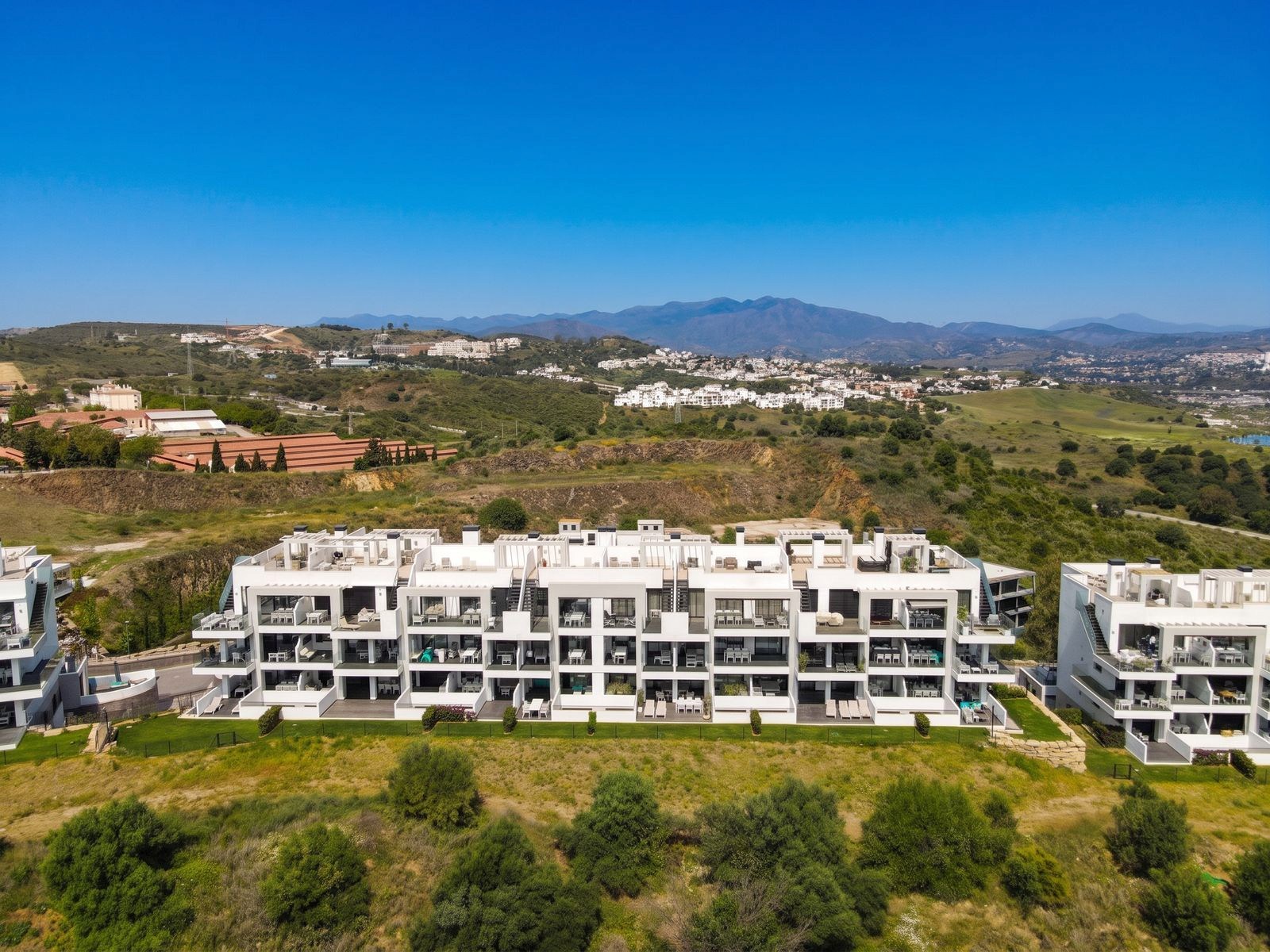 Hacienda el Sueño - Elegante 3-Slaapkamer Appartement met Panoramisch Terras, Zeezicht en Toeristenhuurlicentie 