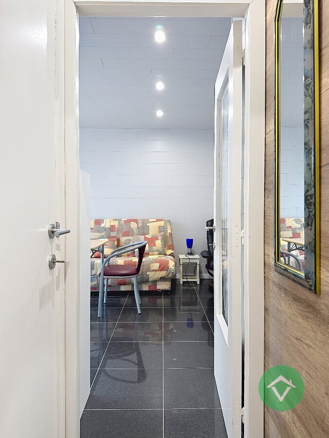 Bemeubelde studio met zicht op het Normandpark te Middelkerke 