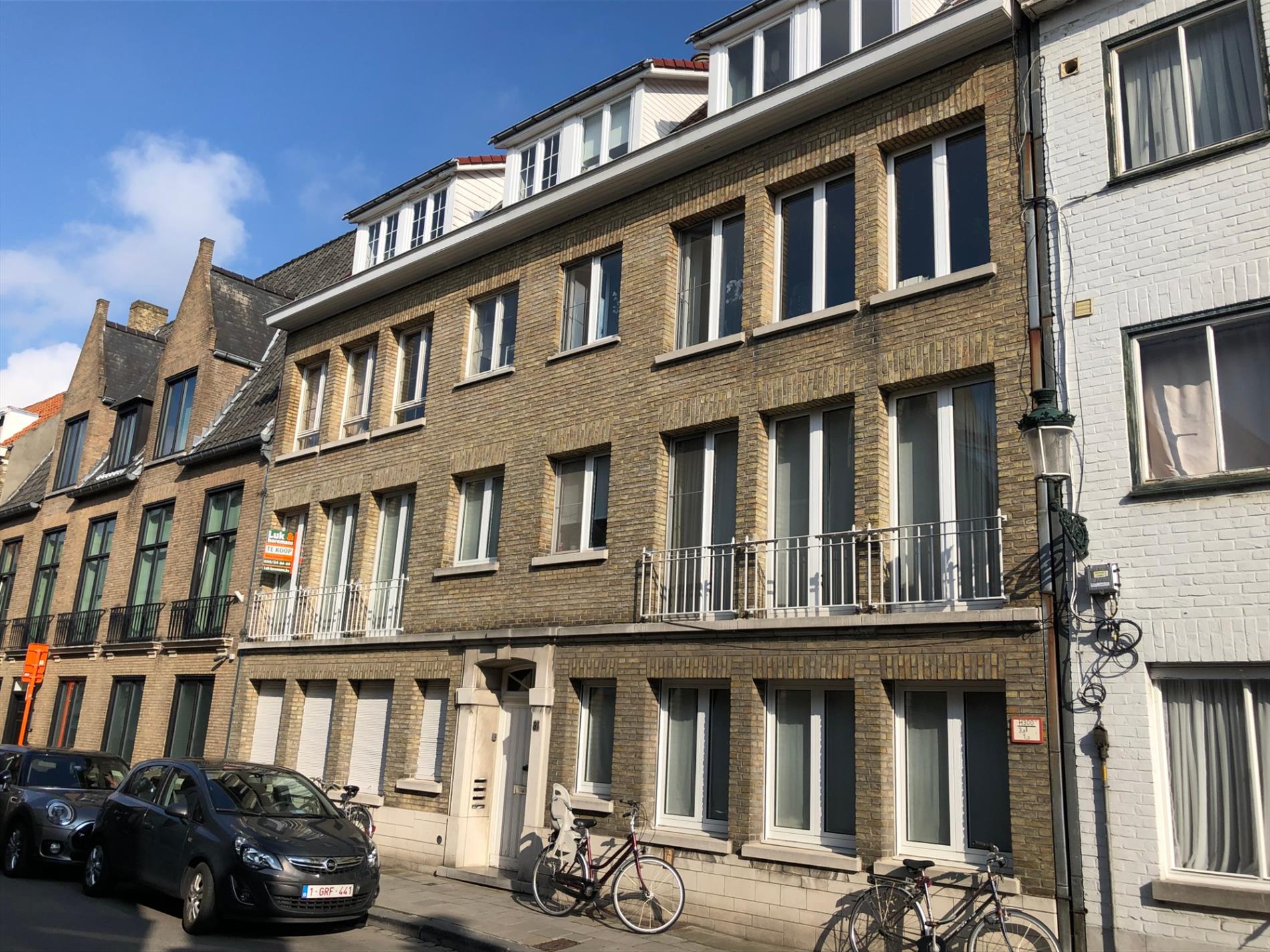 Volledig gerenoveerd appartement 