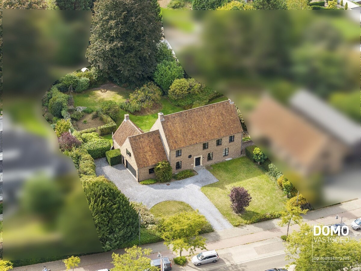 Exclusieve statige open bebouwing met zuid gerichte tuin in het centrum van Kermt (Hasselt) 