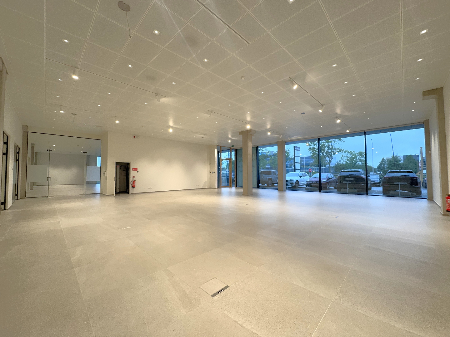 Moderne kantoren te huur vlakbij E17 in Zele