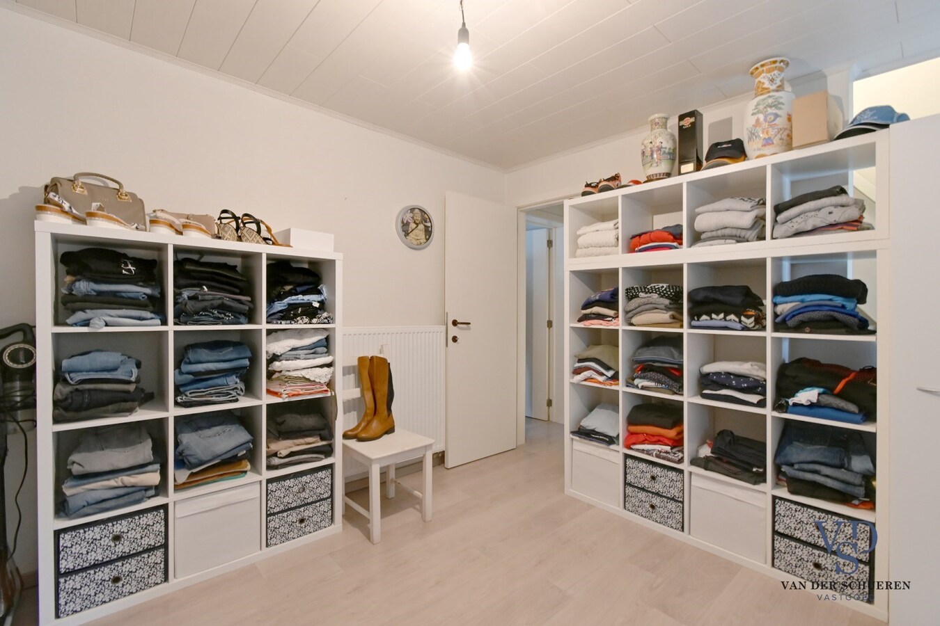 Gezellige woning (met garage achteraan). 