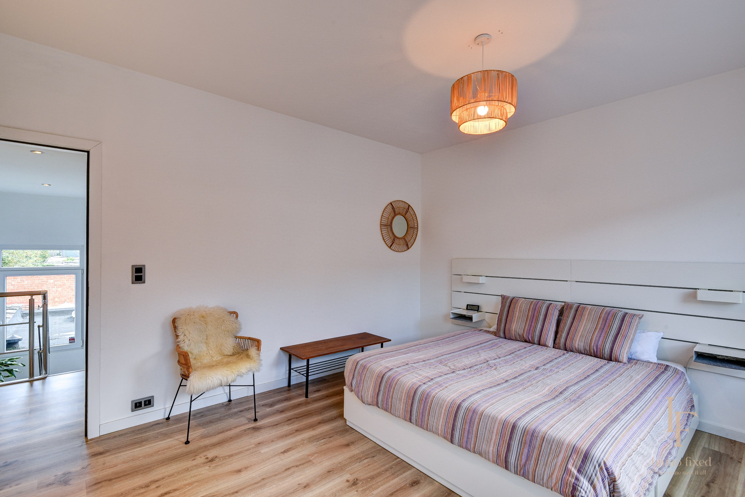 Gerenoveerde rijwoning met 2 slaapkamers in Schoten! 