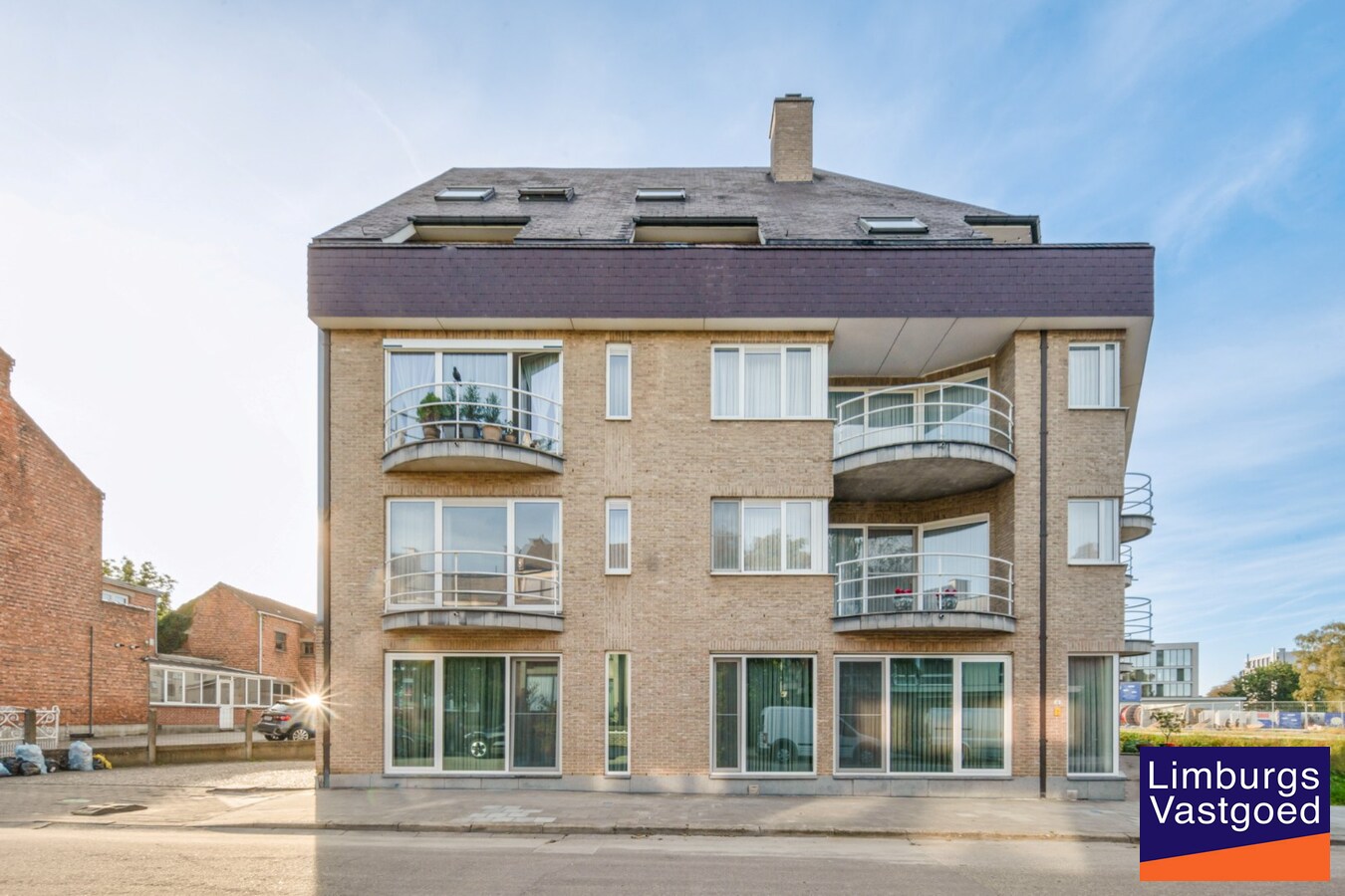 Ruim en centraal gelegen appartement, 2 slpk, met terras en garage 
