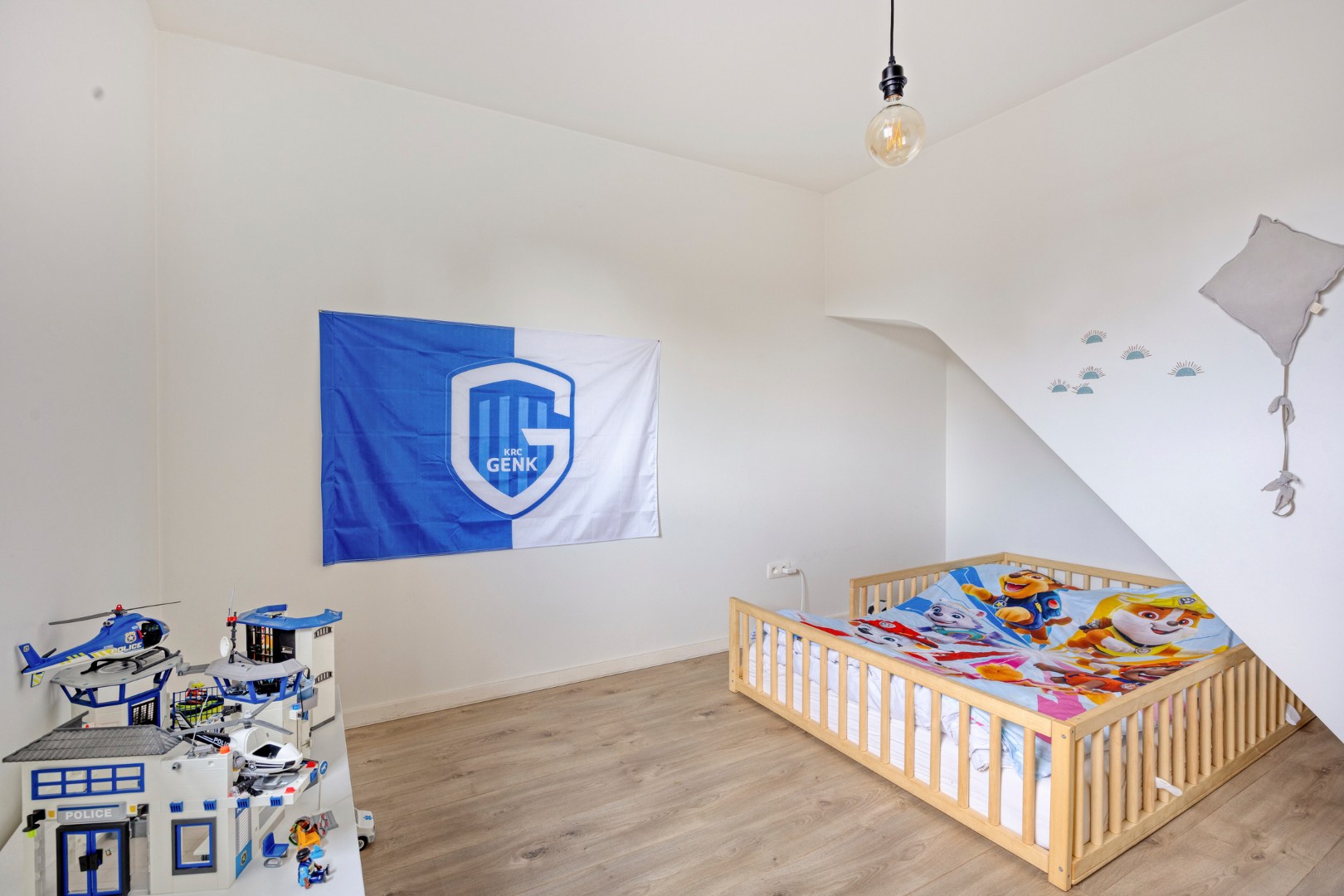 Recente en energiezuinige gezinswoning met 4 slpk. in het centrum van Veerle-Laakdal 
