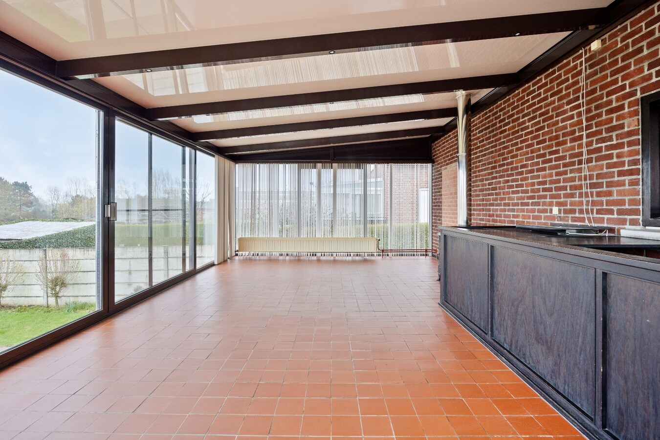 Solide en op te frissen woning te koop vlakbij centrum Lozer 