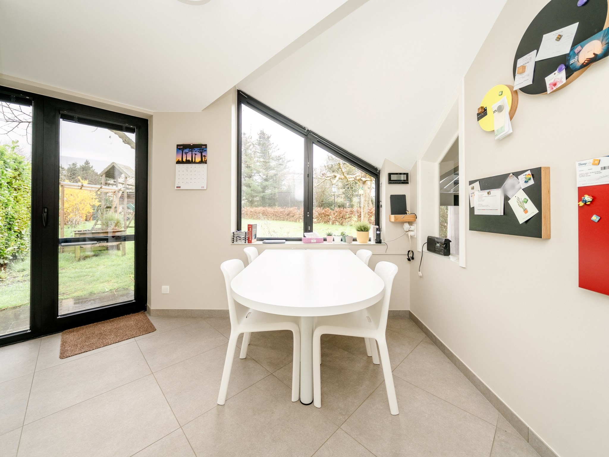 Energiezuinige woning met 5kamers, 2 bdk en prachtige tuin 