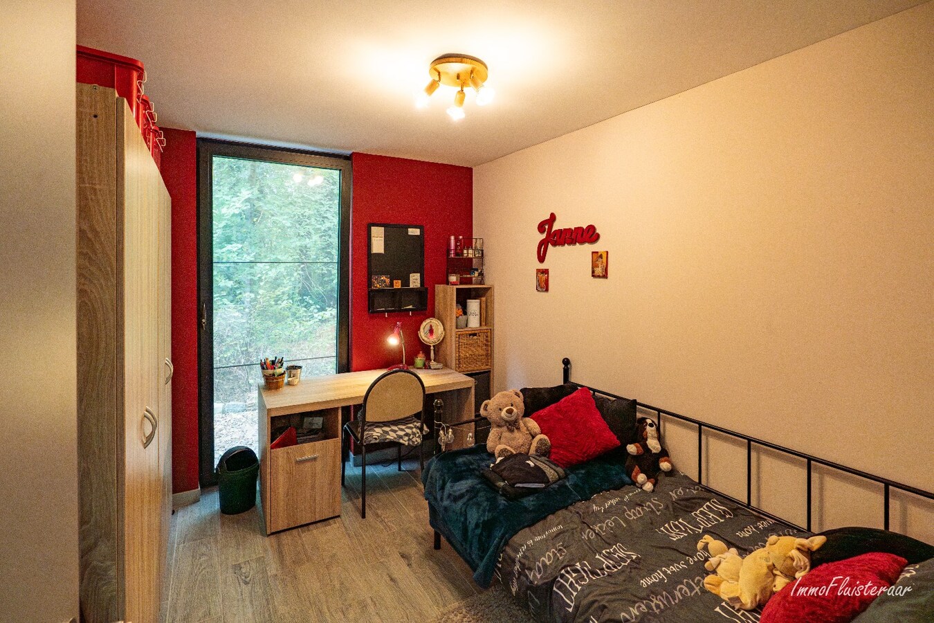 Maison prête à emménager dans un environnement boisé d'environ 24 ares à Keerbergen. 