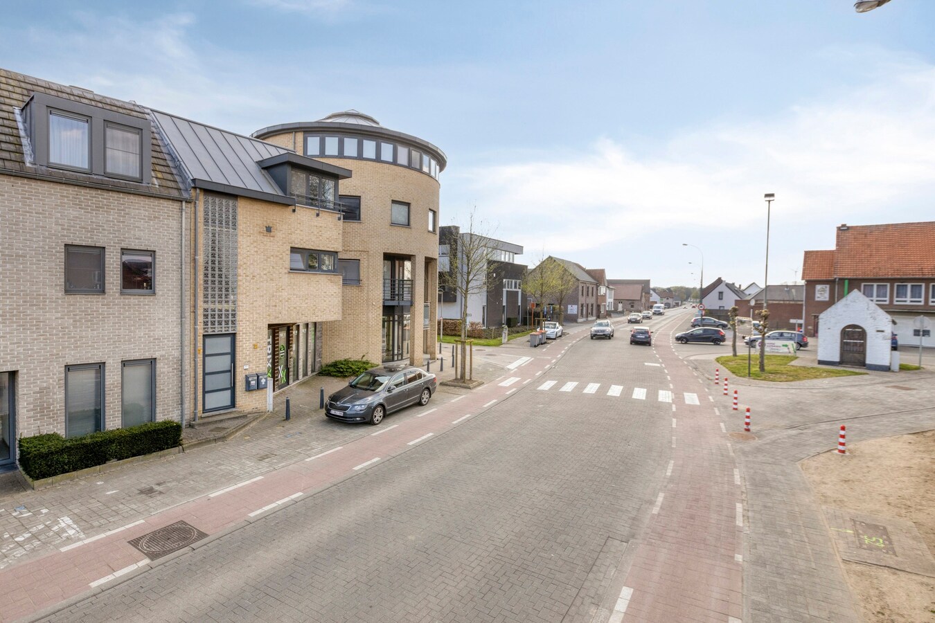 Centrum Dilsen: comfortabel appartement met terras en parking 