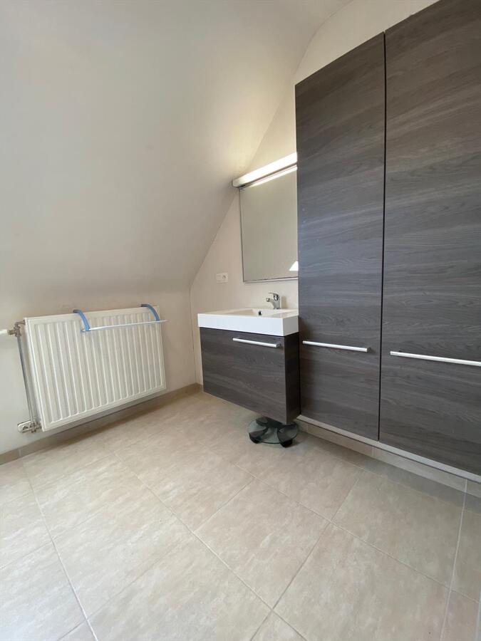 Instapklare woning met 3 slaapkamers en garage te Koekelare 