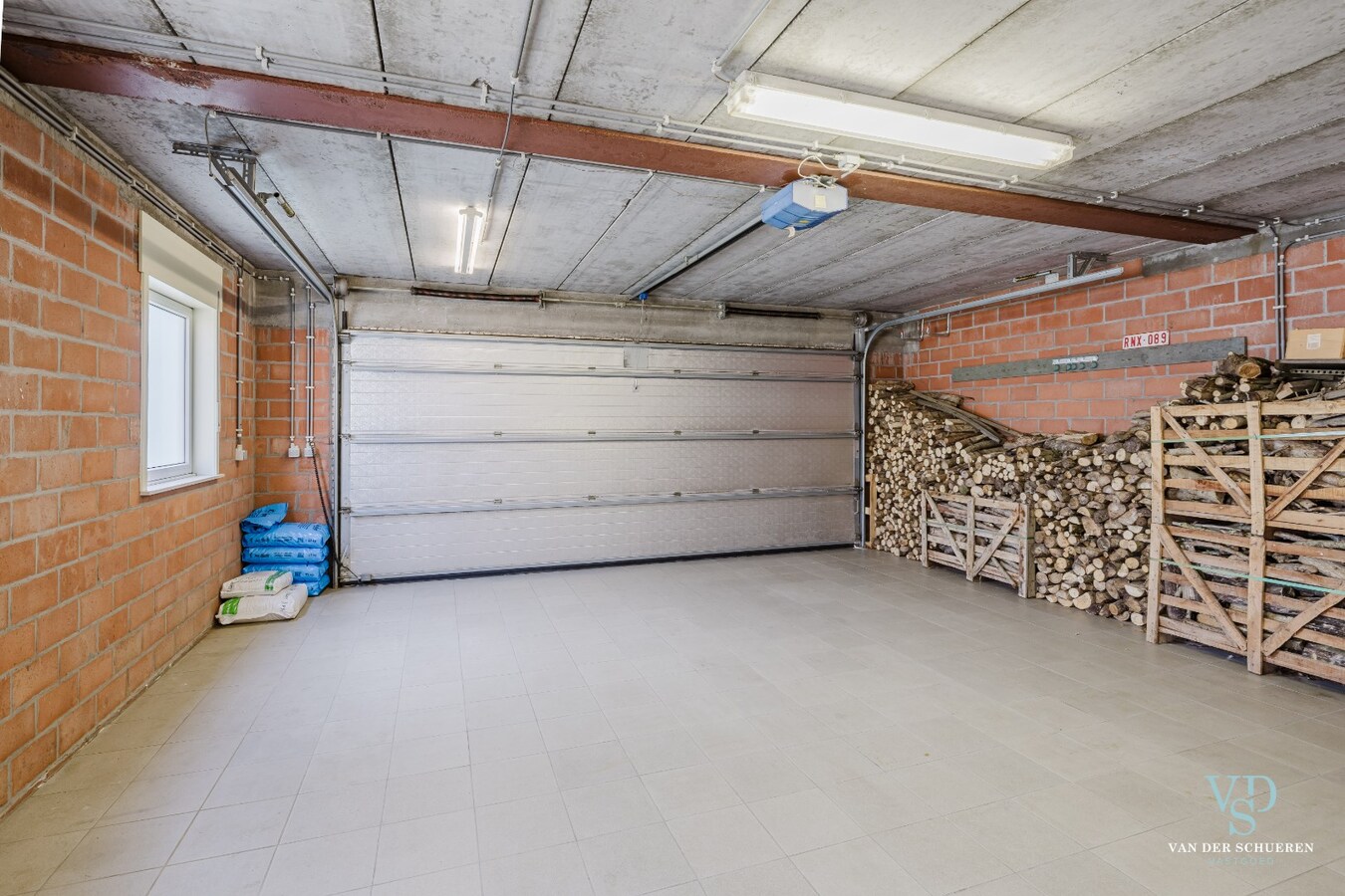 Bijzonder ruime (446m²), tijdloze villa 