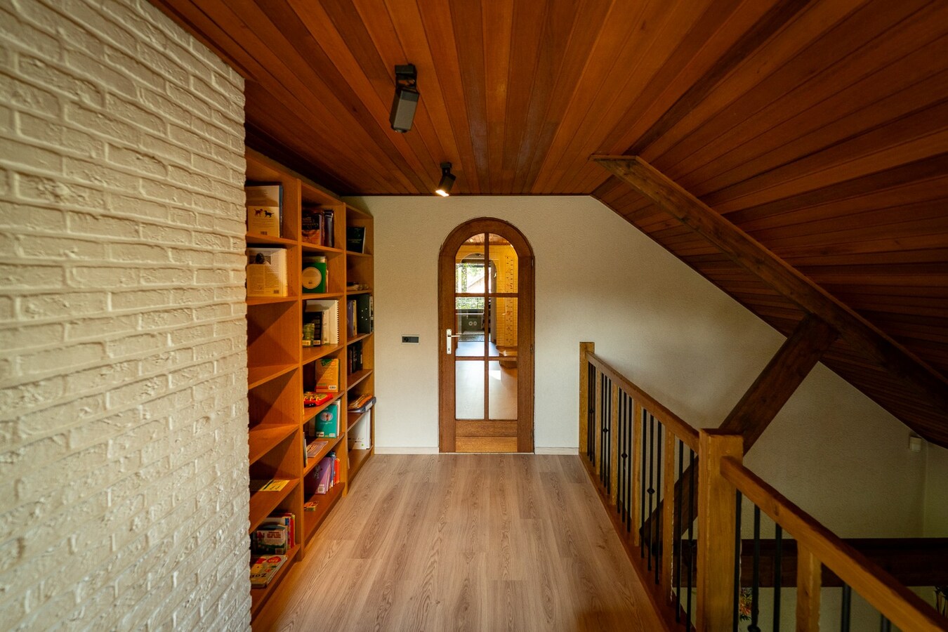 Ruime woning met weide en paddock op ca. 1ha te Bocholt 