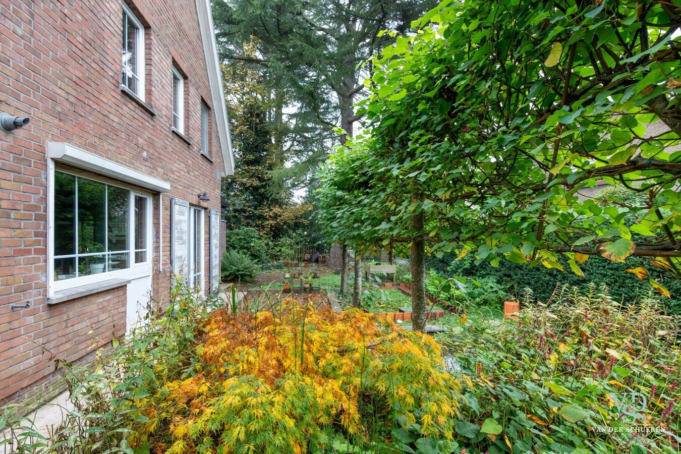 Charmante villa, door groen omgeven 