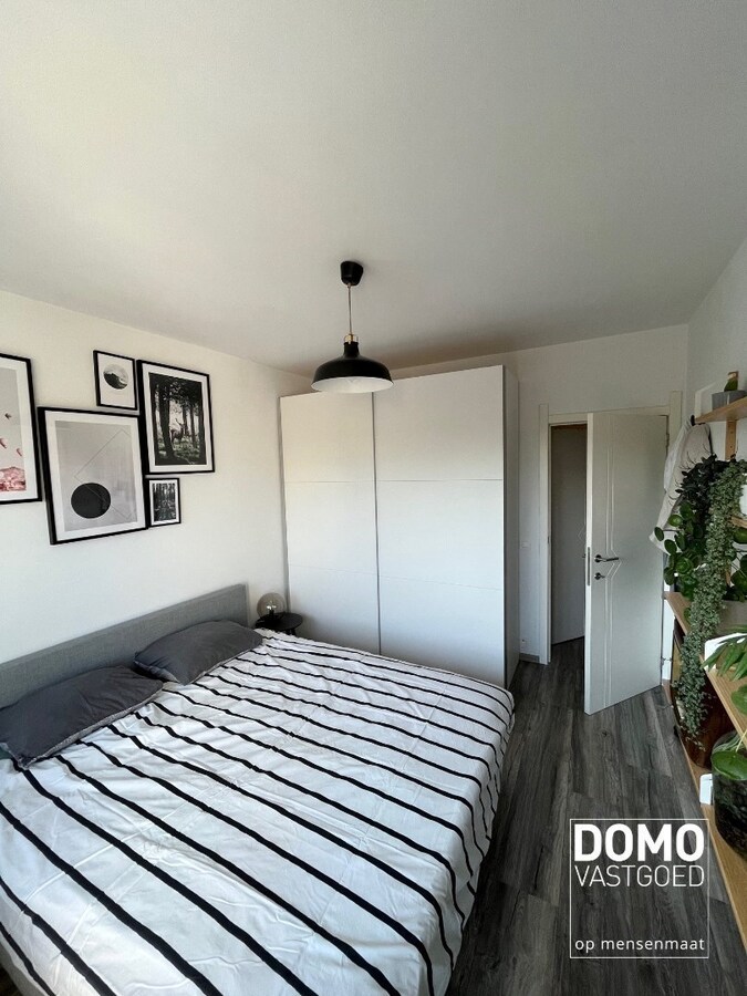 KNUS GERENOVEERD 1 SLAAPKAMER APPARTEMENT MET KELDERBERGING IN HET CENTRUM VAN HASSELT 