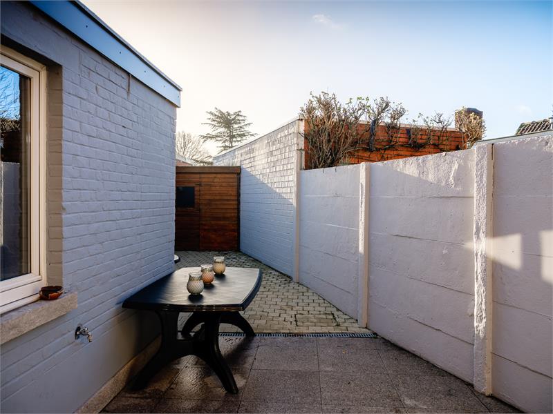 Instapklare, ruime half-open bebouwing in groene residentiële wijk te Evergem 