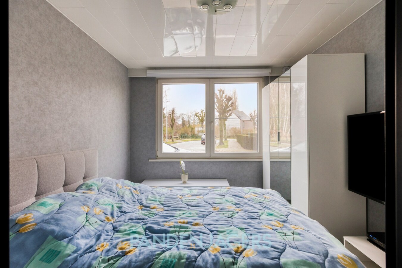 Instapklare rijwoning met acheruitgang te Duffel-Oost 