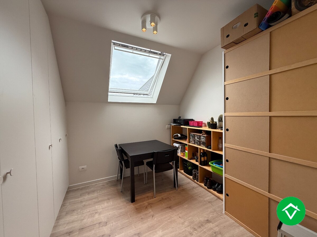 Nieuwbouwappartement met 3 slaapkamers, terras en autostaanplaats in hartje Gits 