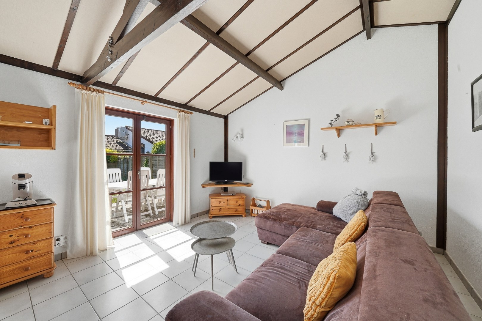 Instapklare vakantiewoning met zonnige tuin en 2 slaapkamers 