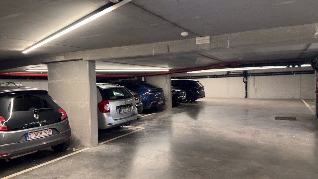Stijlvol ingericht kantoor te huur nabij station Gent-Dampoort