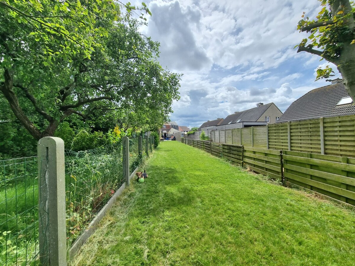 Toffe woning met zeer diepe tuin (467m²) te Koolkerke 