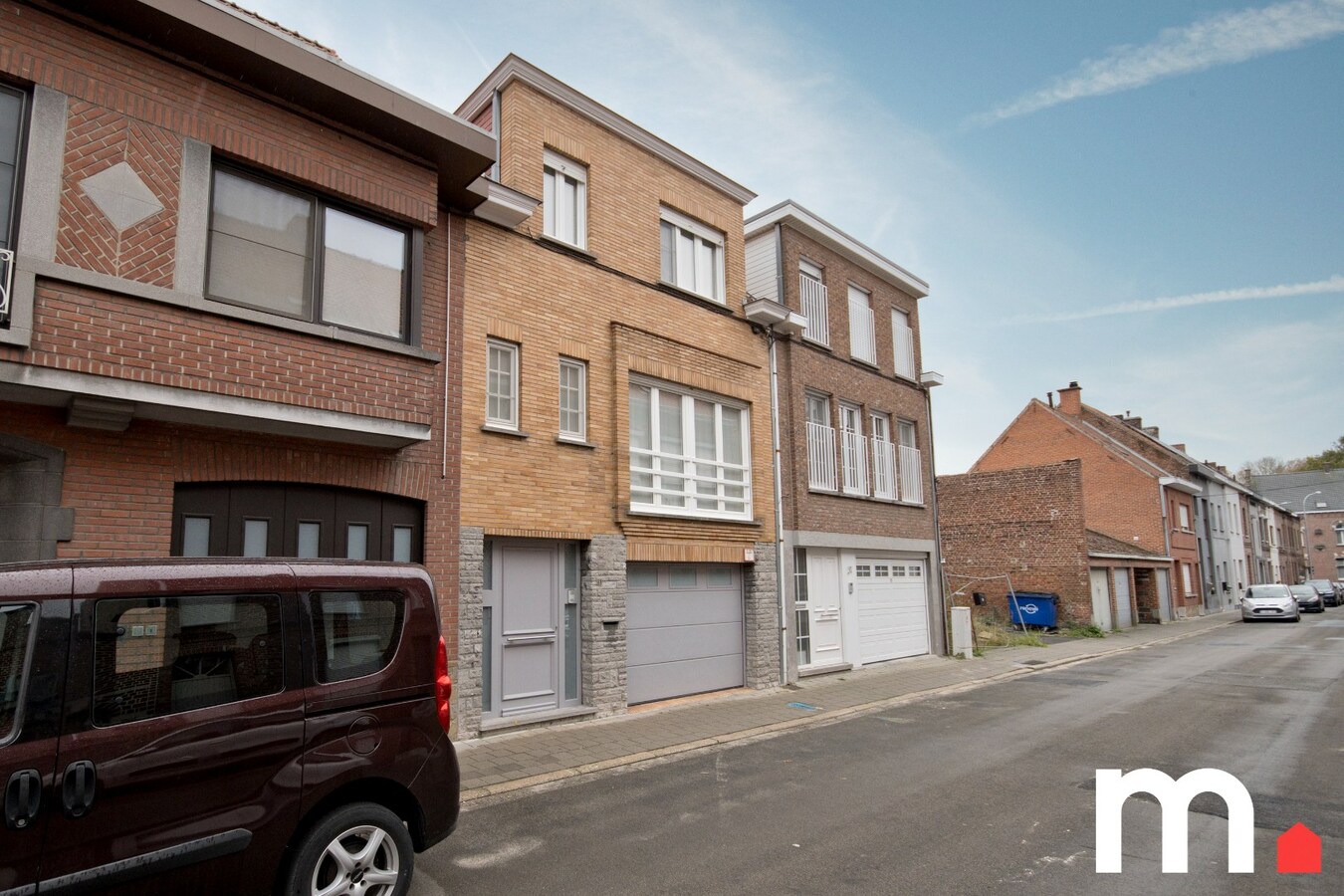 Instapklare woning met 4 slaapkamers te Izegem nabij het centrum! 