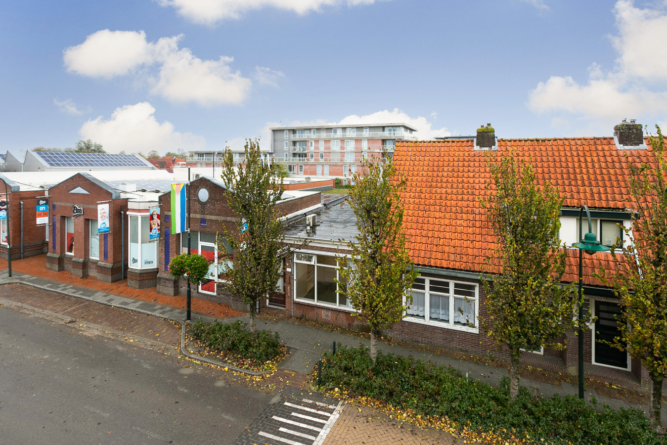 Verkocht commercieel kantoor - St.-Annaparochie