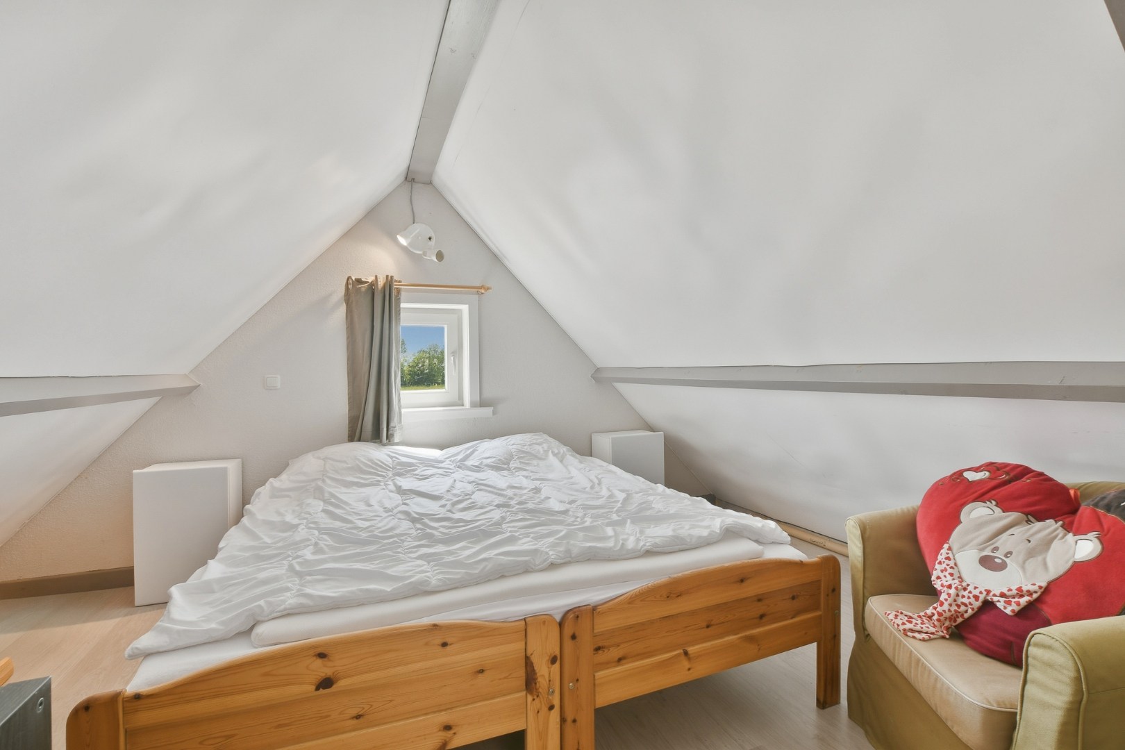 Charmant vissershuisje met 3 slaapkamers en prachtig open polderzicht 