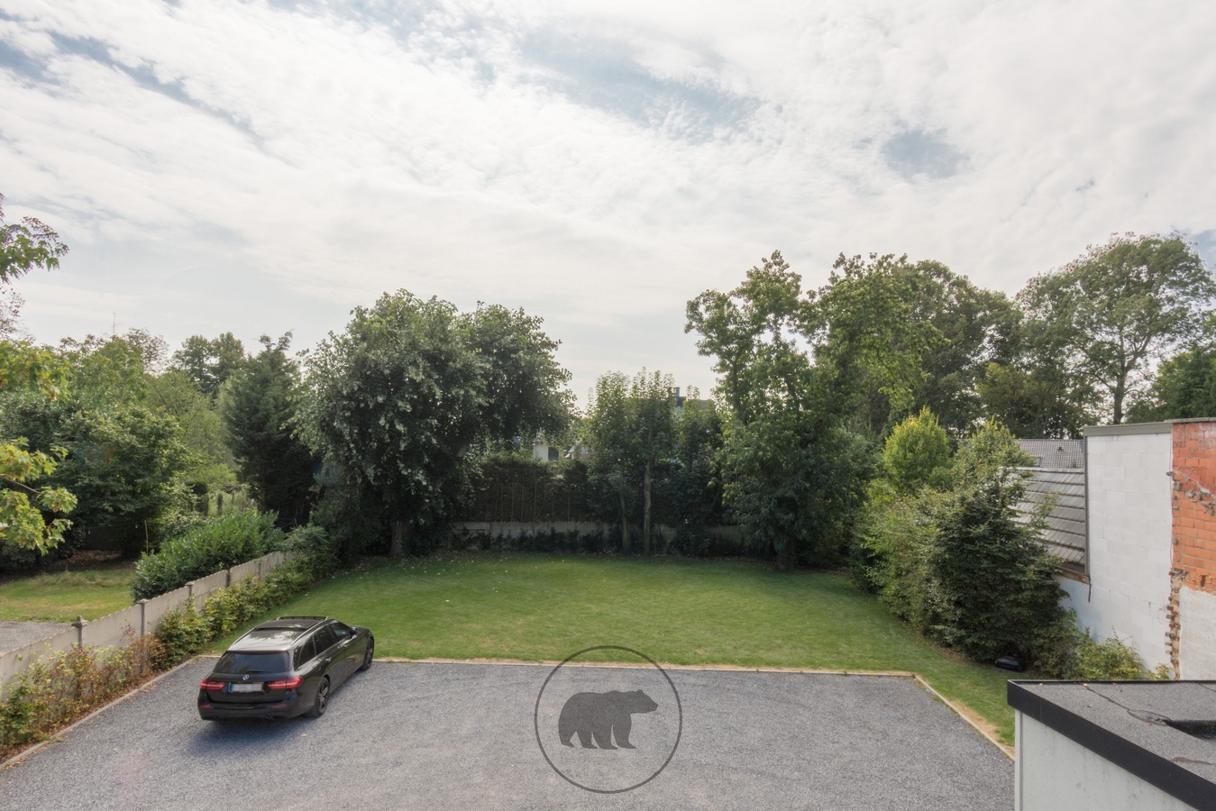Nieuwbouwappartement met ruim terras in het centrum van Laarne 